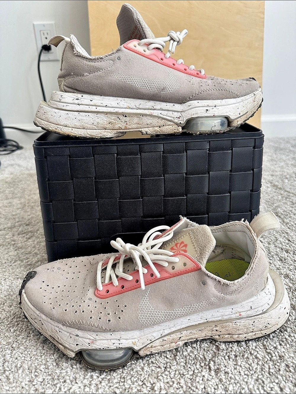 Nike Women's tan & Pink Sneakers